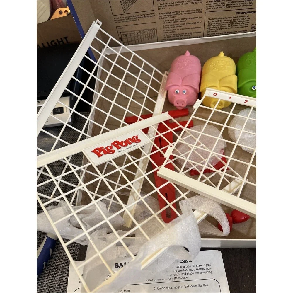 Pig Pong Game 1986 Milton Bradley Complete Puff Balls Vintage Tabletop